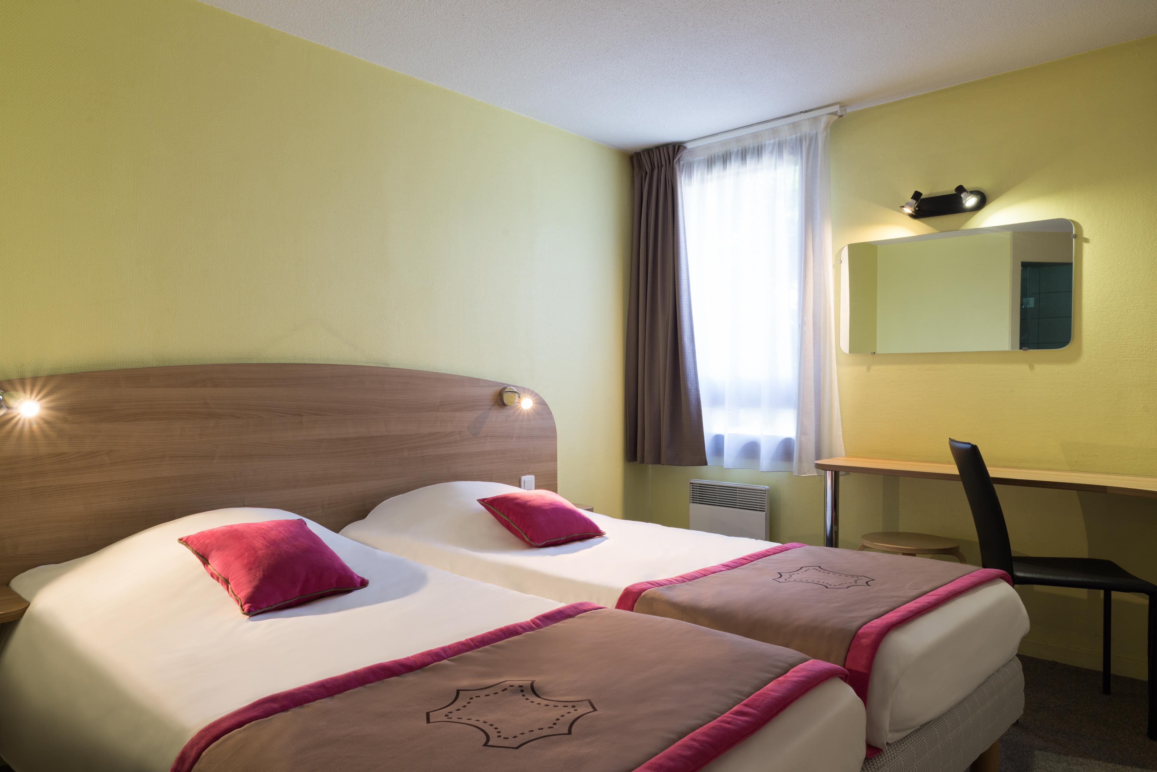 Hotel The Originals Romans-Sur-Isere Le Clos Des Tanneurs Exteriör bild