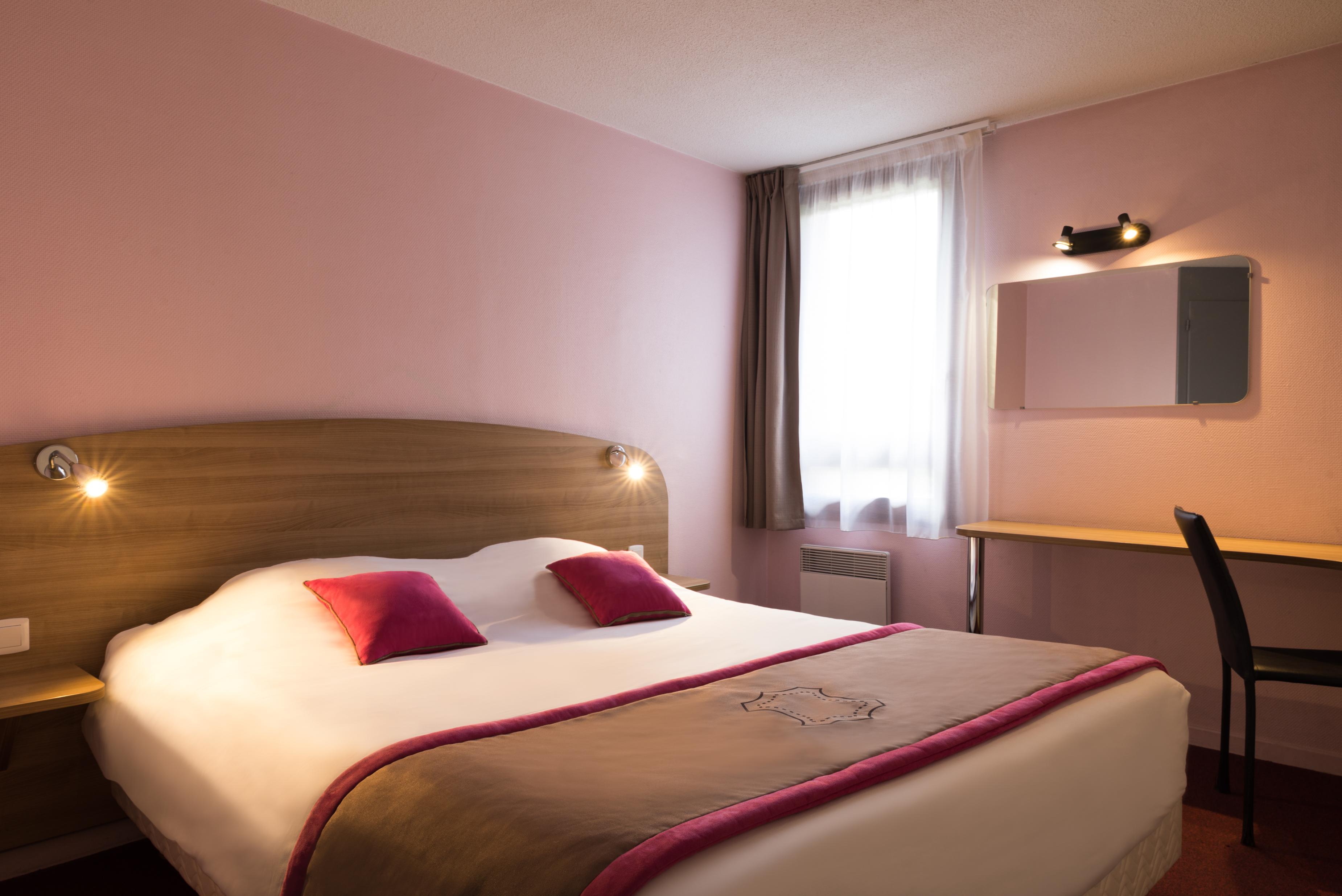 Hotel The Originals Romans-Sur-Isere Le Clos Des Tanneurs Exteriör bild